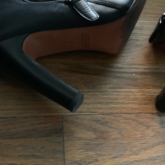 Coach Mid Calf leather - Picture 6 of 6